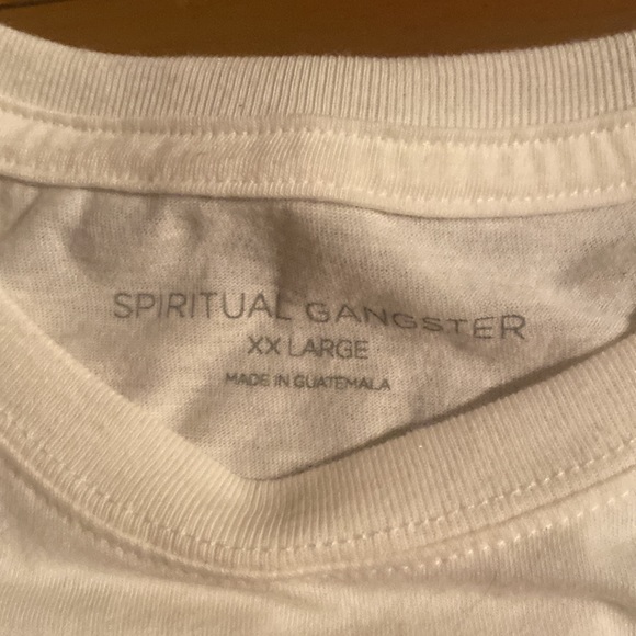 Nice soft T shirt. - Picture 3 of 4